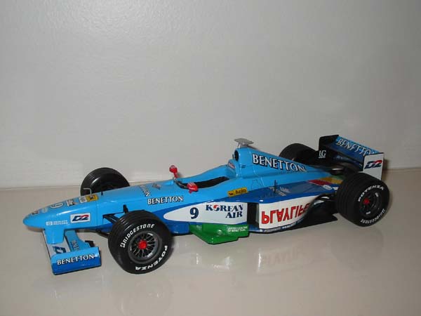 Benetton-B-199 G.Fisichella 1999 Nº9
