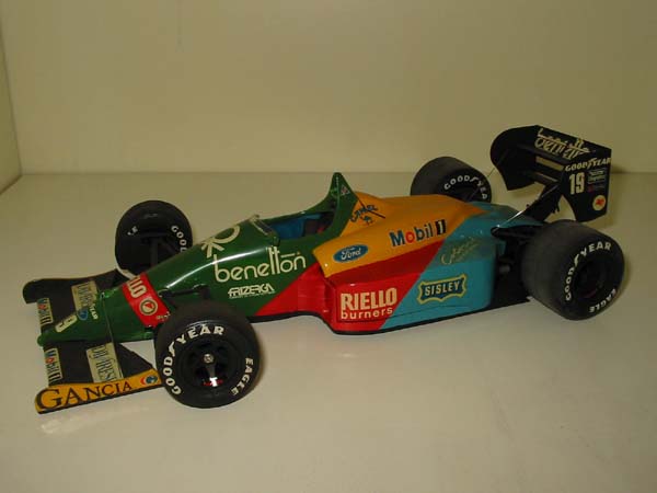 BenettonRenault-Test 2002 J.Button Nº15